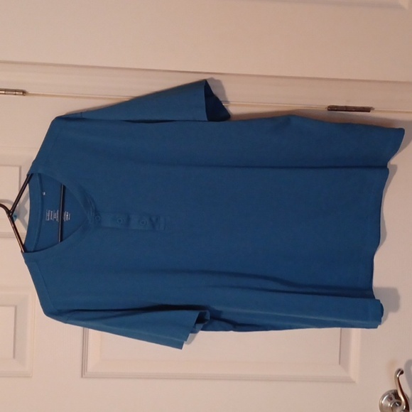 🌺Men's Blue Henley Shirt - Picture 1 of 4
